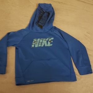 Nike hoodie boys size 6